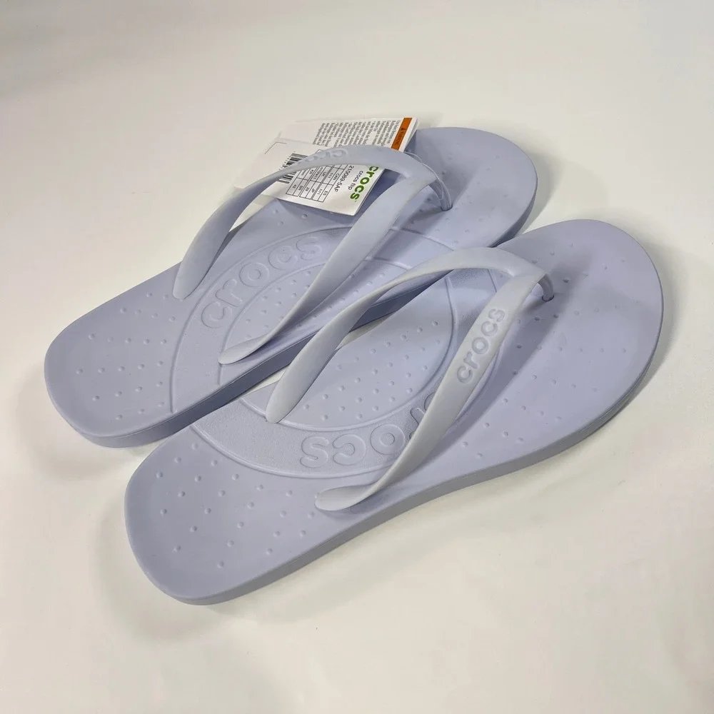 Crocs Flip Flops Men's 11 Lavender Purple Comfort Lightweight Sandals‎ NWT